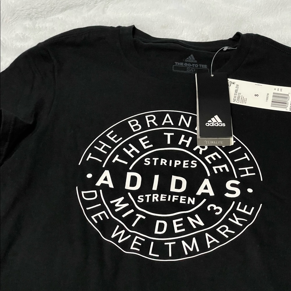 Addidas Women’s T-Shirt Black Small size